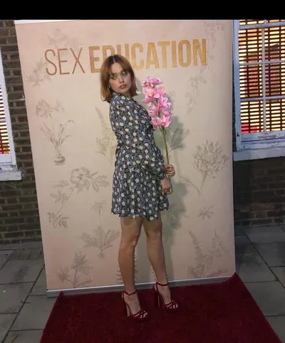 Aimee Lou Wood — Füße Foto 14