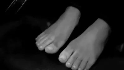 Ariana Grande — photo de pieds 40