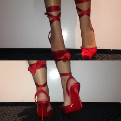 Ariana Greenblatt — Füße Foto 19