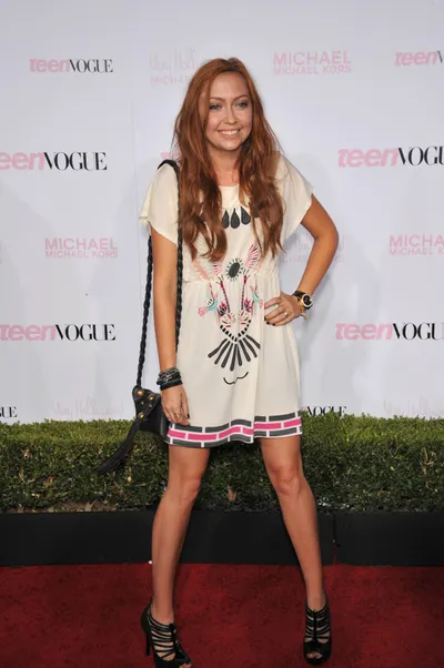 Les pieds de Brandi Cyrus