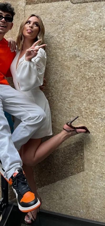 Cemre Solmaz — Füße Foto 14