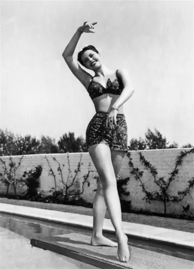 Cyd Charisse — Füße Foto 23