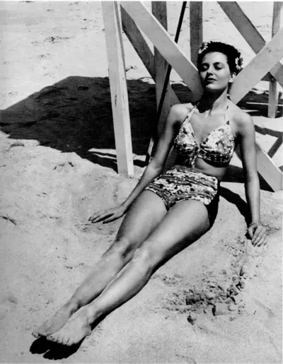 Cyd Charisse — Füße Foto 32