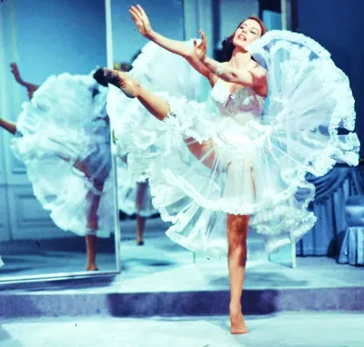 Cyd Charisse — Füße Foto 35