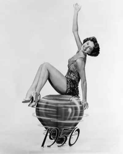 Cyd Charisse — Füße Foto 13
