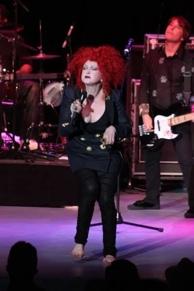 Cyndi Lauper — Füße Foto 22