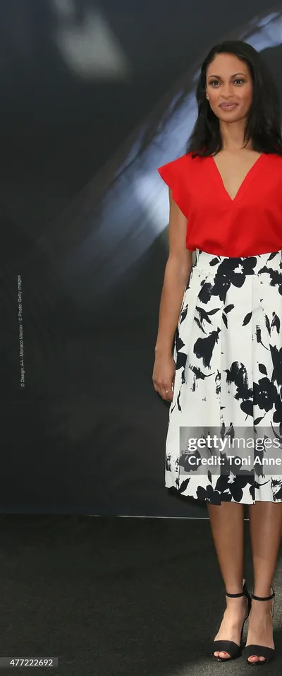 Cynthia Addai-Robinson — Füße Foto 43