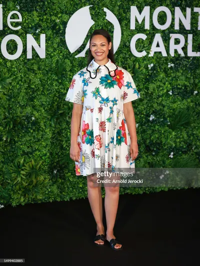 Cynthia Addai-Robinson — Füße Foto 50