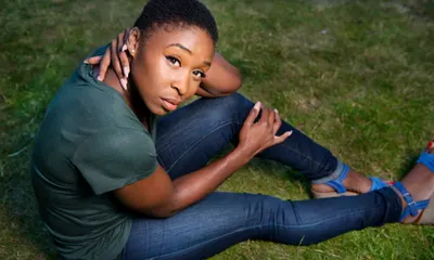 Les pieds de Cynthia Erivo