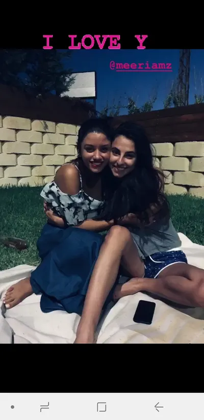Cynthia Khalifeh — feet photo 15