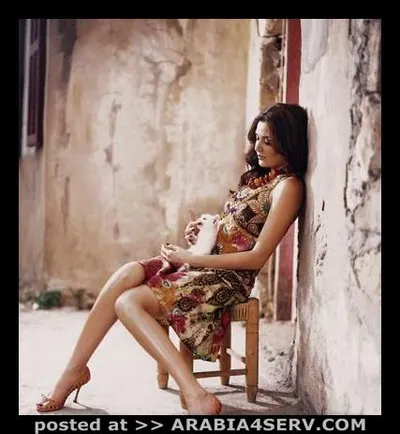 Cyrine AbdelNour — feet photo 21