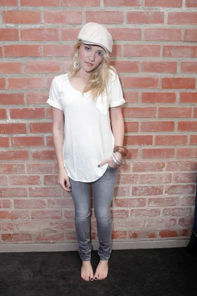 Emily Osment — Füße Foto 25