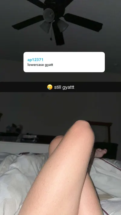 Grace Charis — foto de pies 24