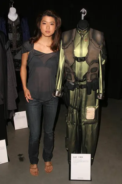 Grace Park — foto de pies 15