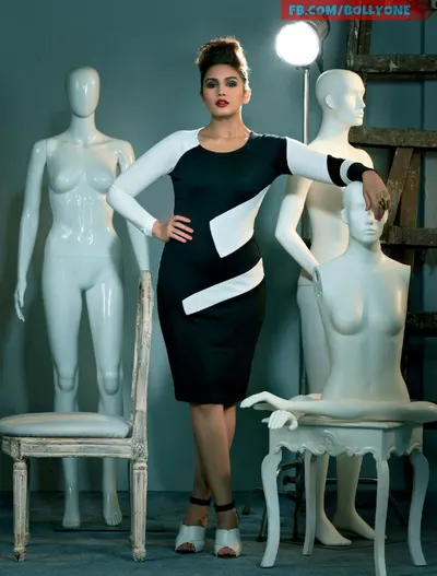 Huma Qureshi — foto de pies 13