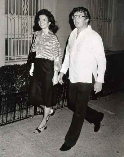 Jacqueline Kennedy Onassis — foto de pies 32