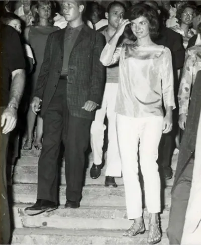Jacqueline Kennedy Onassis — foto de pies 39