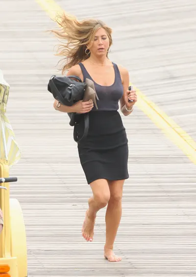 Jennifer Aniston — photo de pieds 53