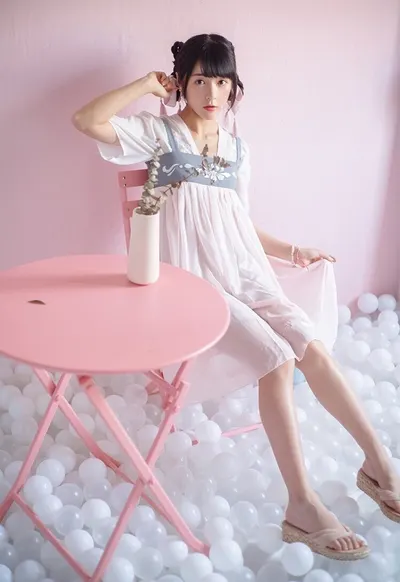 Jiao Xu — Füße Foto 13