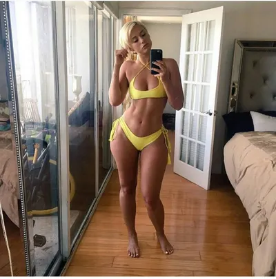 Julieanna Marie Goddard — Füße Foto 41