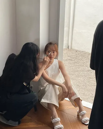 Kim Chae-won — feet photo 13