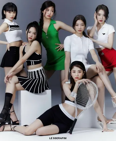Kim Chae-won — feet photo 17