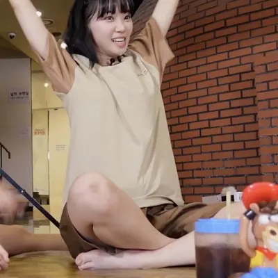 Kim Chae-won — feet photo 20