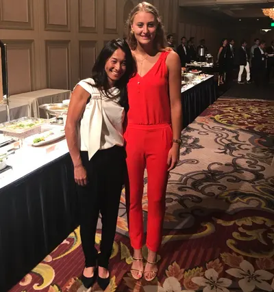 Kristina Mladenovic — photo de pieds 17