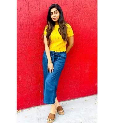 Kuhasini Gnanaseggaran — foto de pies 18