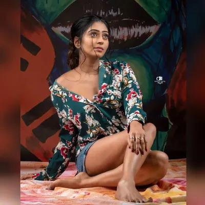 Kuhasini Gnanaseggaran — foto de pies 24