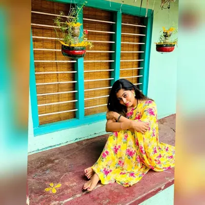 Kuhasini Gnanaseggaran — foto de pies 37