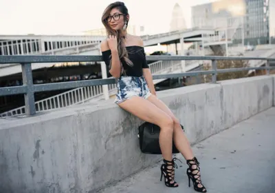 Leena Xu — Füße Foto 14