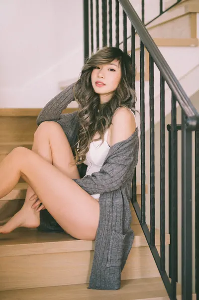 Leena Xu — Füße Foto 17