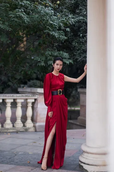 Lingyue Xu — foto de pies 19