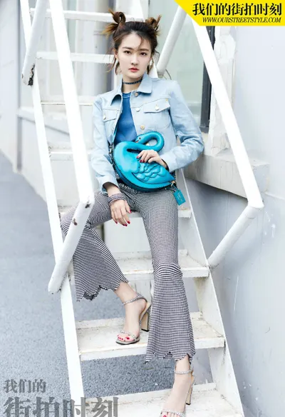 Lulu Xu — Füße Foto 21