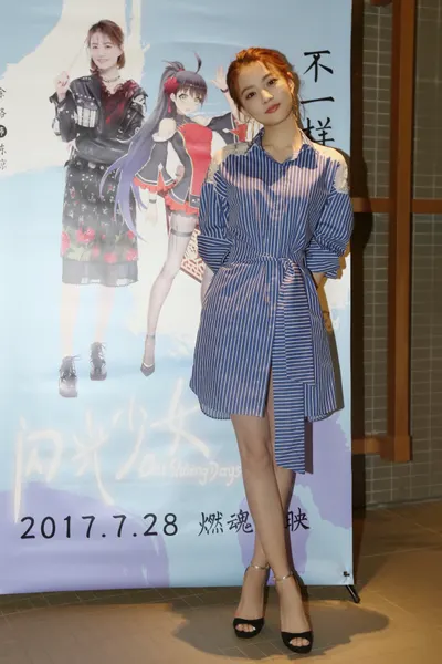 Lulu Xu — Füße Foto 28