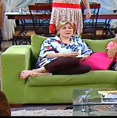 Maha Abou Ouf — foto de pies 25
