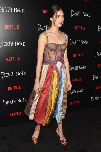 Margaret Qualley — Füße Foto 29
