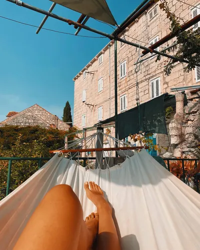 Margarita Mladinić — photo de pieds 19