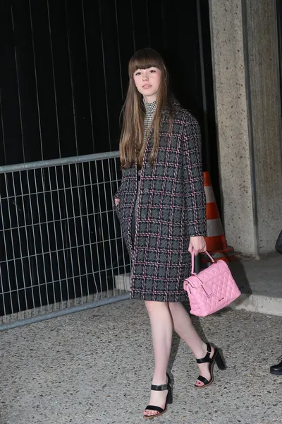 Mia Goth — Füße Foto 36