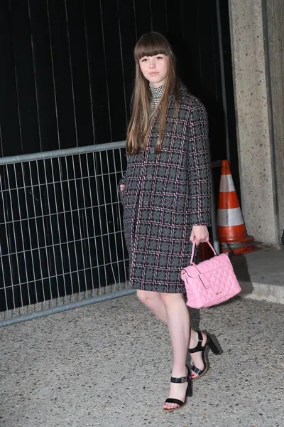 Mia Goth — Füße Foto 37