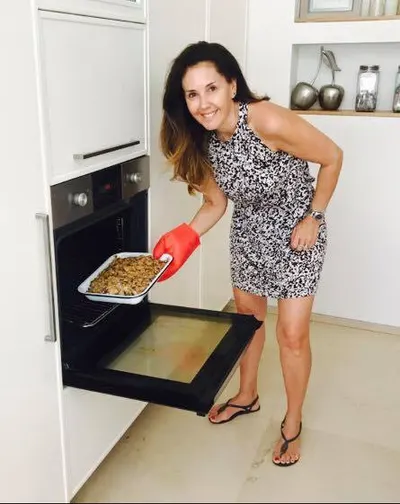 Michal Tzafir — foto de pies 28