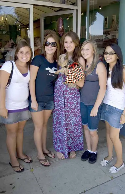 Miley Cyrus — foto de pies 21