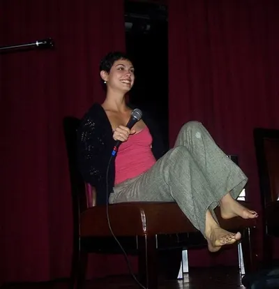 Morena Baccarin — feet photo 21