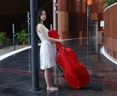 Nana Ouyang — Füße Foto 18