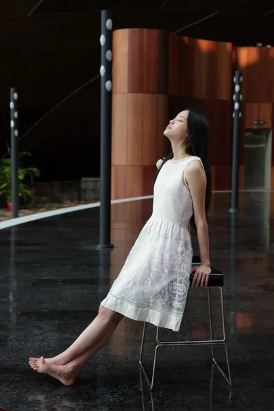 Nana Ouyang — Füße Foto 19