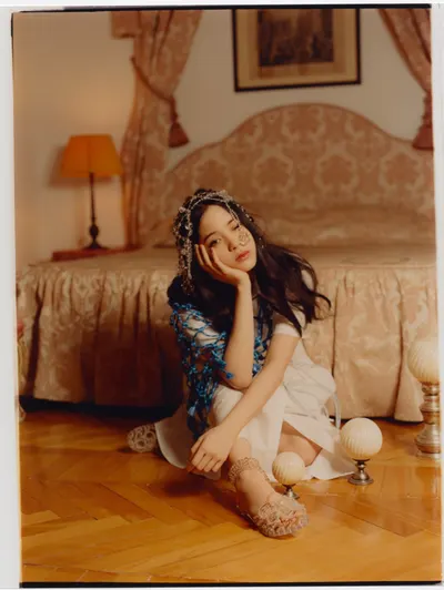 Nana Ouyang — Füße Foto 29