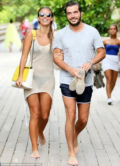 Natasha Oakley — Füße Foto 13