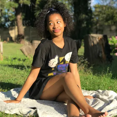 Nefisa Mkhabela — foto de pies 17
