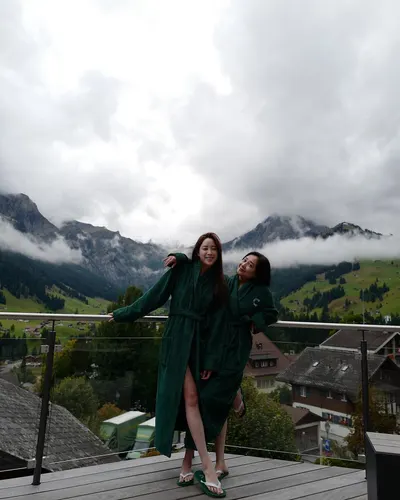 Ni-Ni OuYang — foto de pies 25